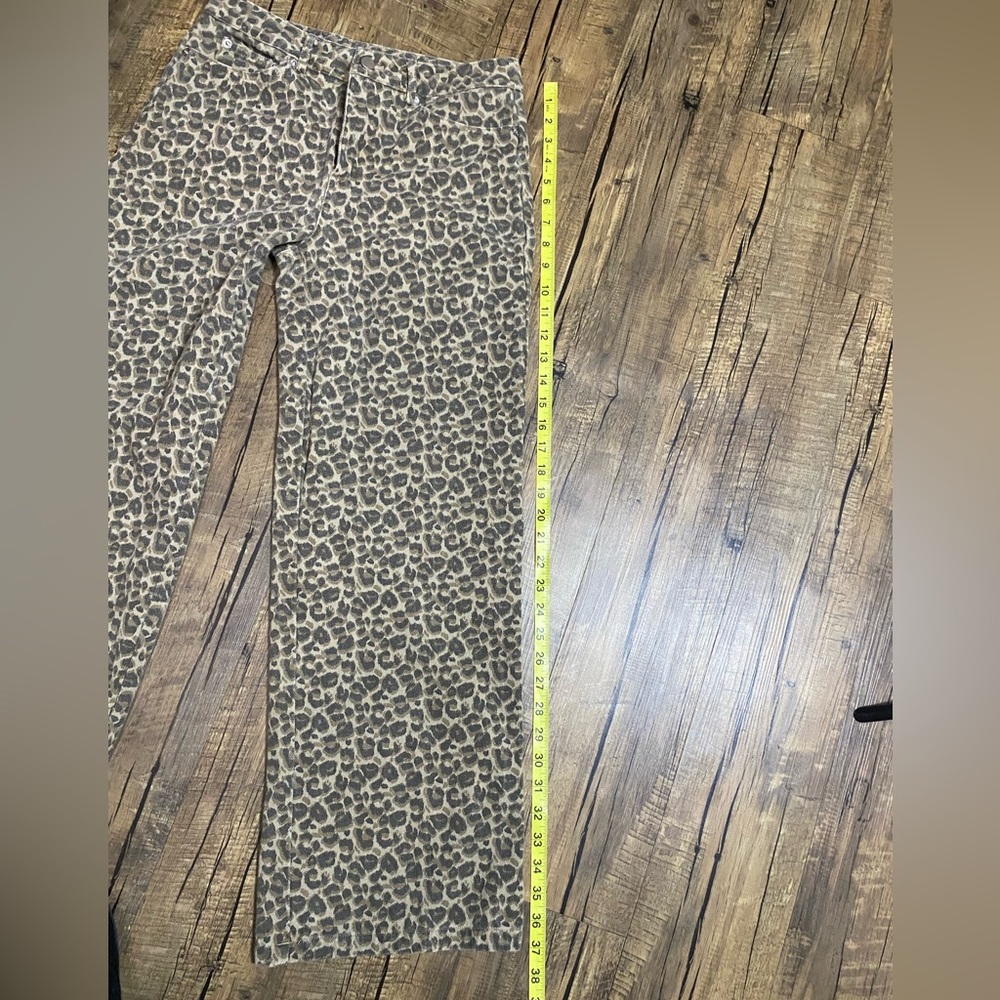 Le Lis Leopard Print Straight Leg Jeans in Beige and Black - Picture 2 of 6